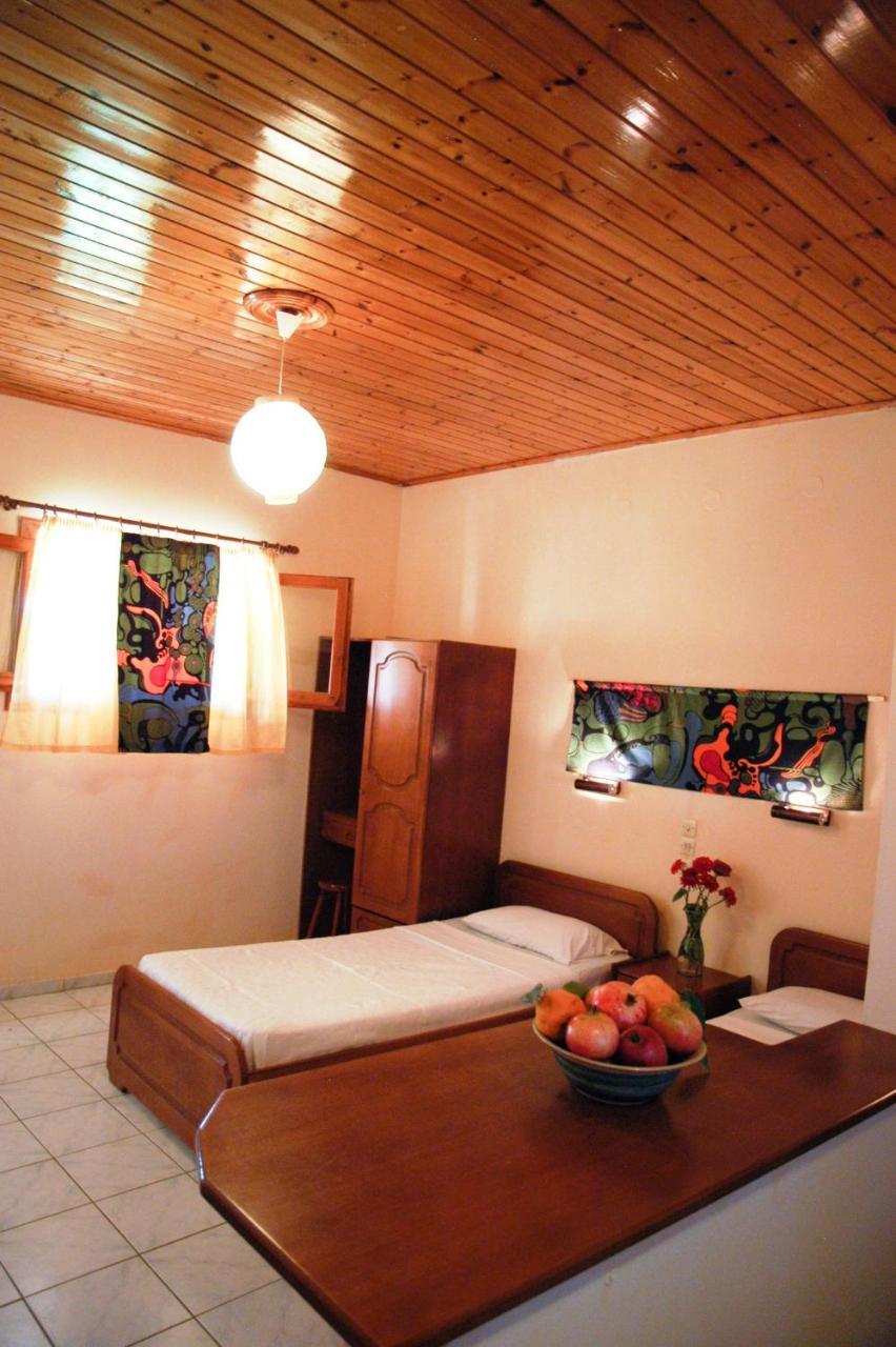 Marios Studios Sidari  Luaran gambar